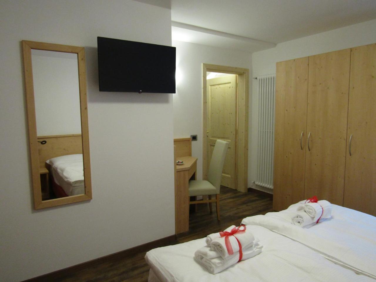 Affittacamere B&B Lodge Ski Pampeago Tesero Exterior foto